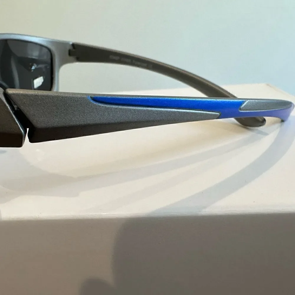 Razor Style Sporty Sunglasses, Plastic Frames, Polarized Lenses, UVA-UVB Protect